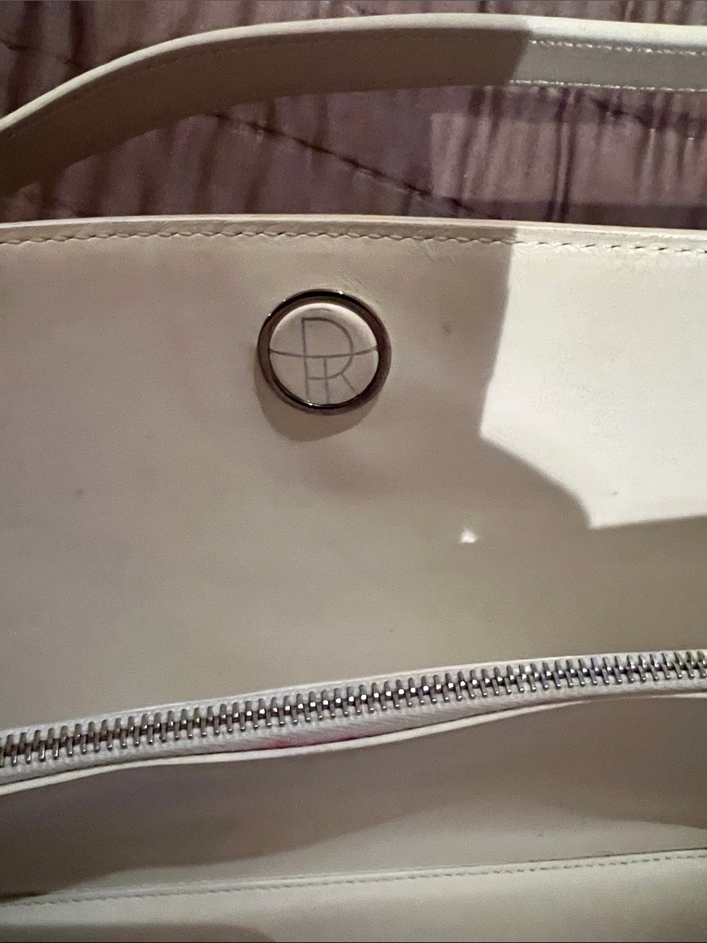 The Row Cream Leather Shoulder Bag with Rose Gold Logo - Picture 3 of 12